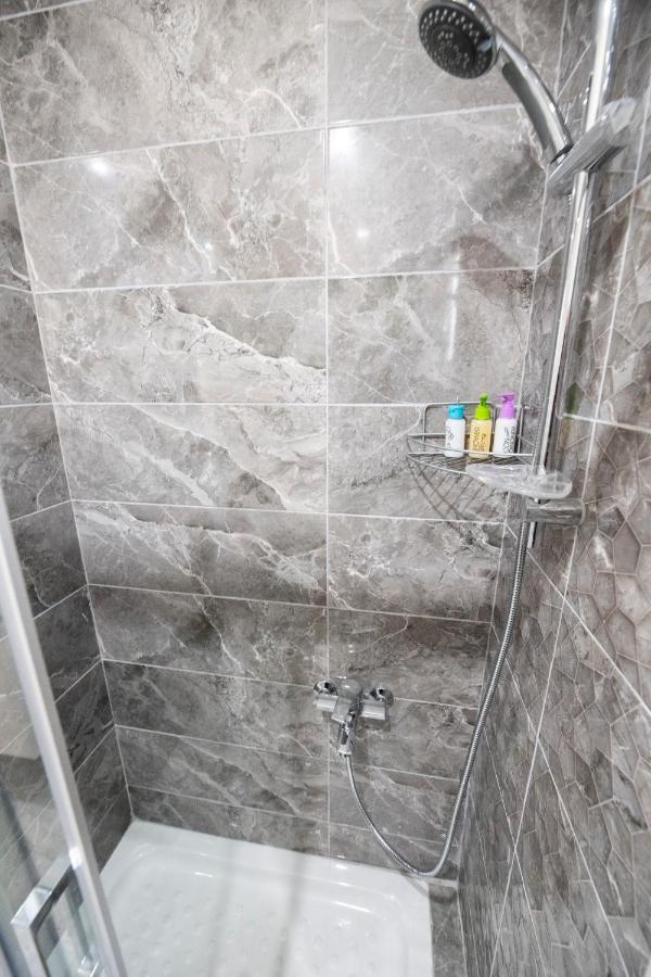 Kato Paphos 1Br Near Paphos Harbour/Beach/Sea Екстериор снимка